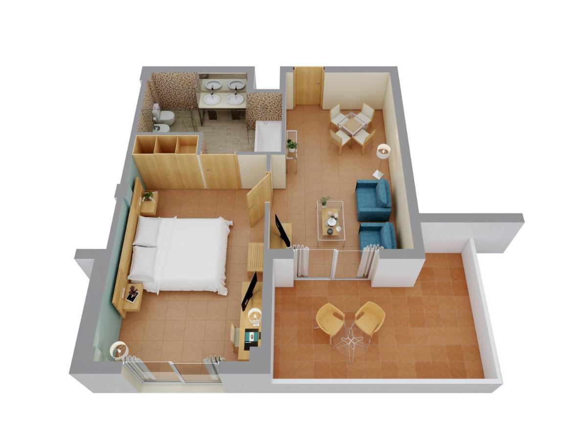 Senior Suite,1394192222:JPEG